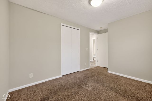 9254 E 39th Place, Indianapolis, IN 46235