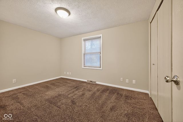 9254 E 39th Place, Indianapolis, IN 46235