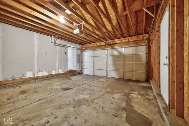 9254 E 39th Place, Indianapolis, IN 46235