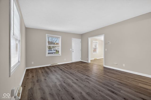 9254 E 39th Place, Indianapolis, IN 46235