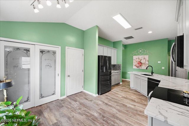 2624 CREEKFRONT Drive, Green Cove Springs, FL 32043