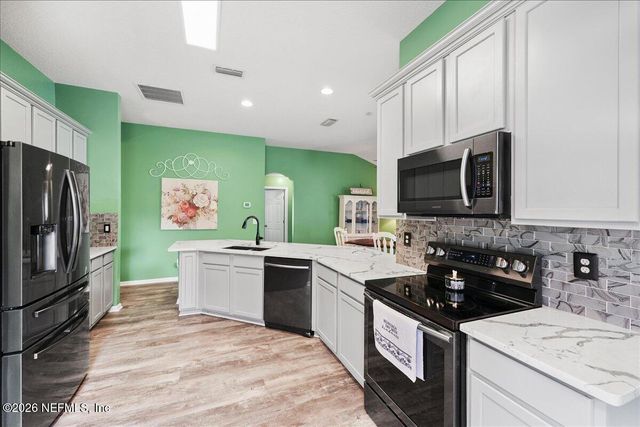 2624 CREEKFRONT Drive, Green Cove Springs, FL 32043