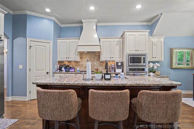 3426 W Edgewater Place, Broken Arrow, OK 74012
