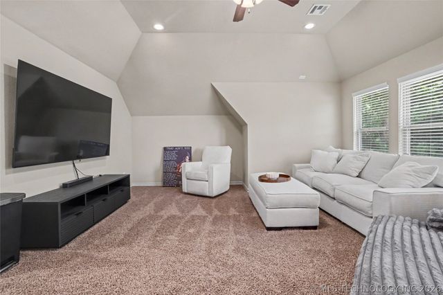 3426 W Edgewater Place, Broken Arrow, OK 74012