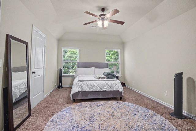 3426 W Edgewater Place, Broken Arrow, OK 74012