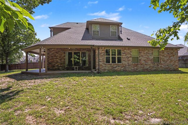 3426 W Edgewater Place, Broken Arrow, OK 74012