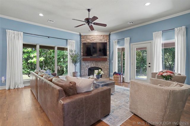 3426 W Edgewater Place, Broken Arrow, OK 74012