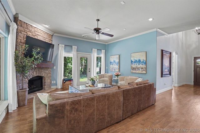3426 W Edgewater Place, Broken Arrow, OK 74012