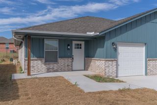 531 Parkhill Circle, Newcastle, OK 73065