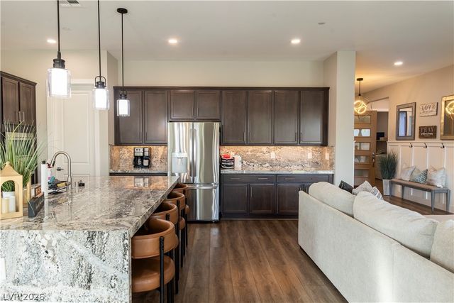 7433 Deschutes Circle, Las Vegas, NV 89129