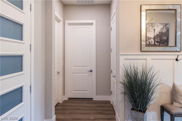 7433 Deschutes Circle, Las Vegas, NV 89129