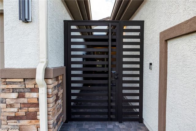 7433 Deschutes Circle, Las Vegas, NV 89129