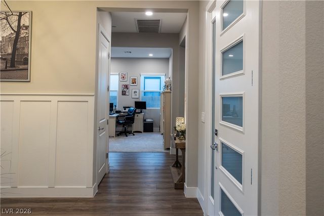 7433 Deschutes Circle, Las Vegas, NV 89129