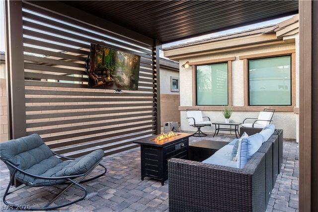 7433 Deschutes Circle, Las Vegas, NV 89129