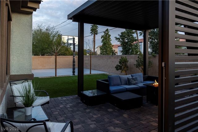 7433 Deschutes Circle, Las Vegas, NV 89129
