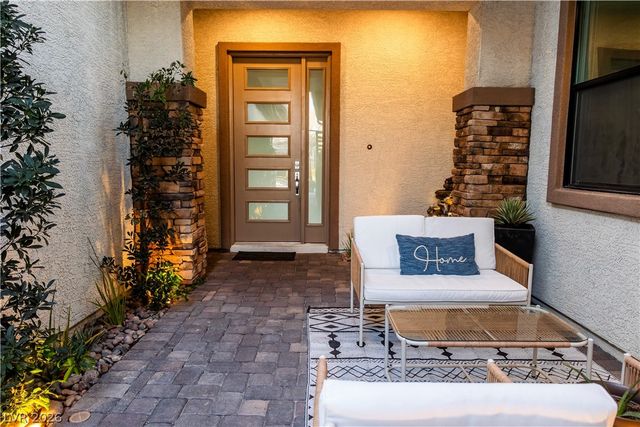 7433 Deschutes Circle, Las Vegas, NV 89129