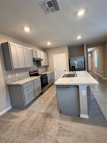 2531 AVALON PARK BOULEVARD, Tavares, FL 32778