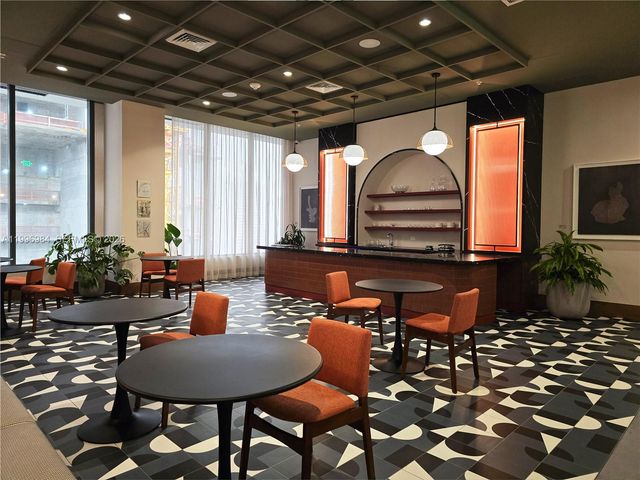 11 NE 6th Street 2102, Miami, FL 33132