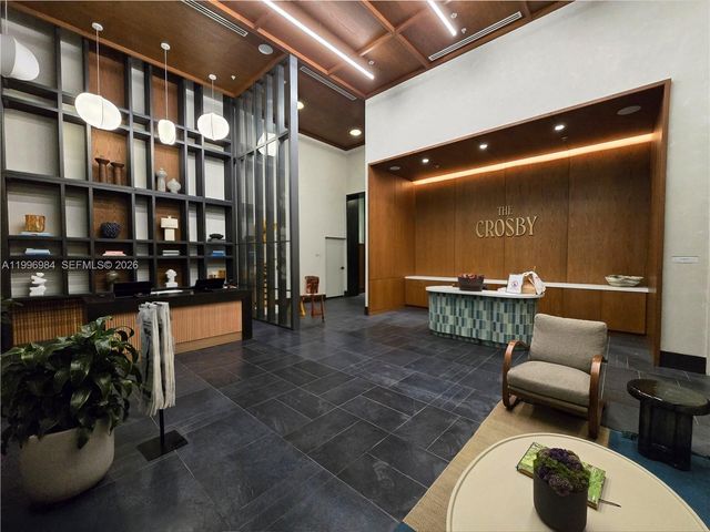 11 NE 6th Street 2102, Miami, FL 33132