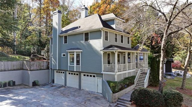 2588 Defoors Ferry NW Road, Atlanta, GA 30318