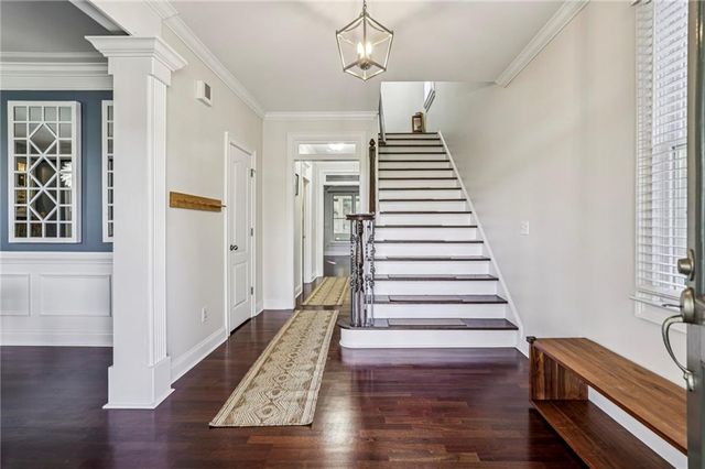 2588 Defoors Ferry NW Road, Atlanta, GA 30318