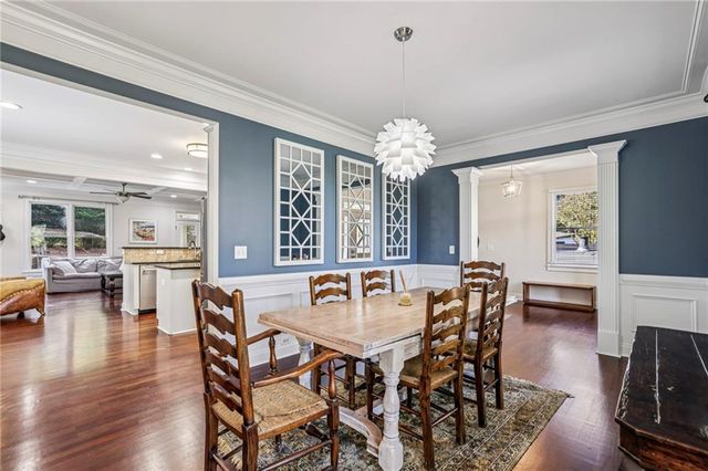 2588 Defoors Ferry NW Road, Atlanta, GA 30318