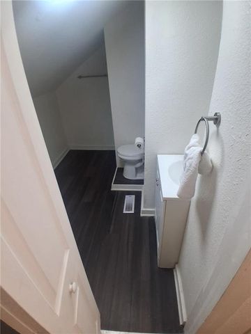 7000 Indiana Avenue, Kansas City, MO 64132