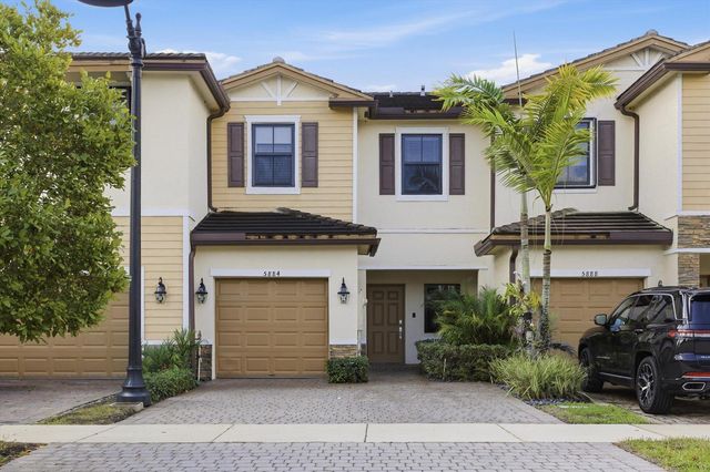 5884 Mustang Manor, Davie, FL 33314