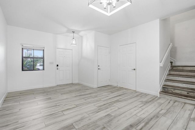 5884 Mustang Manor, Davie, FL 33314
