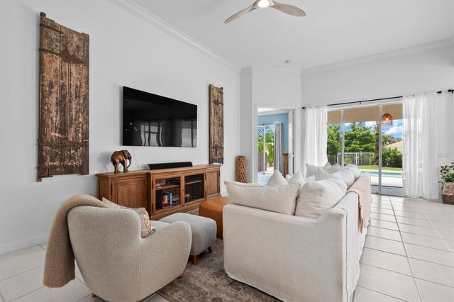 8186 Laborie Lane, Wellington, FL 33414