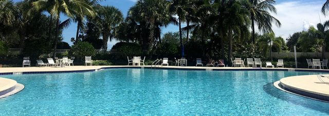 8186 Laborie Lane, Wellington, FL 33414