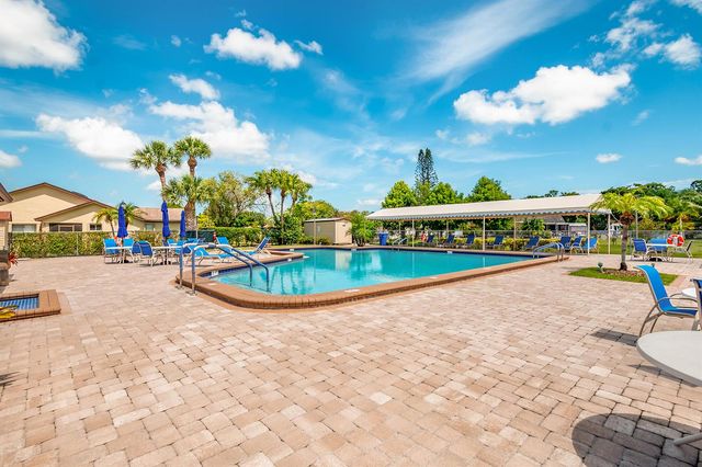 8186 Laborie Lane, Wellington, FL 33414