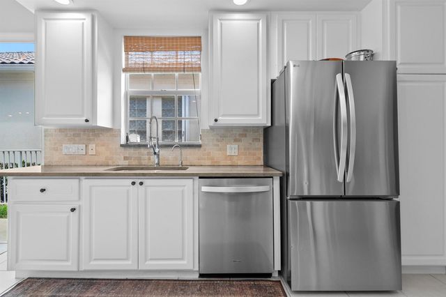 8186 Laborie Lane, Wellington, FL 33414