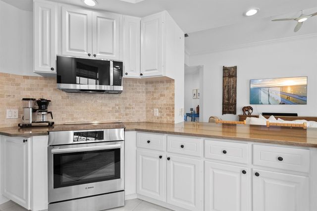 8186 Laborie Lane, Wellington, FL 33414