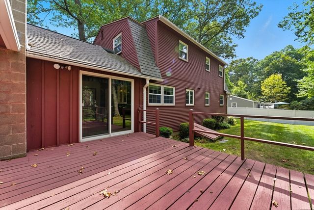 48 Cosgrove Avenue, Agawam, MA 01001