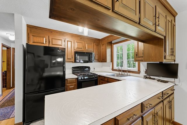 48 Cosgrove Avenue, Agawam, MA 01001
