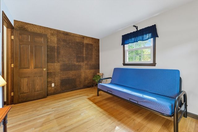 48 Cosgrove Avenue, Agawam, MA 01001