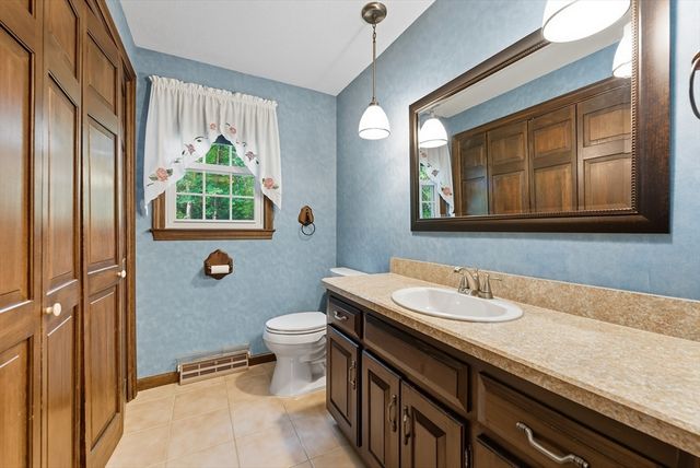 48 Cosgrove Avenue, Agawam, MA 01001