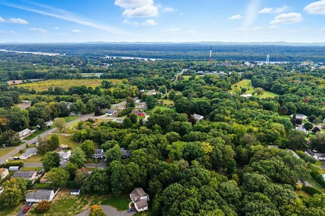 48 Cosgrove Avenue, Agawam, MA 01001