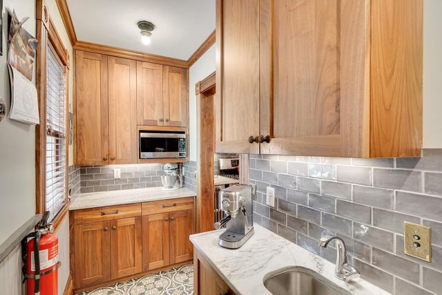 280 Duke Street, Saint Paul, MN 55102