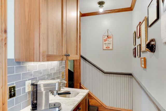 280 Duke Street, Saint Paul, MN 55102