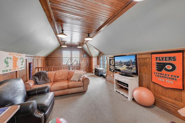 280 Duke Street, Saint Paul, MN 55102