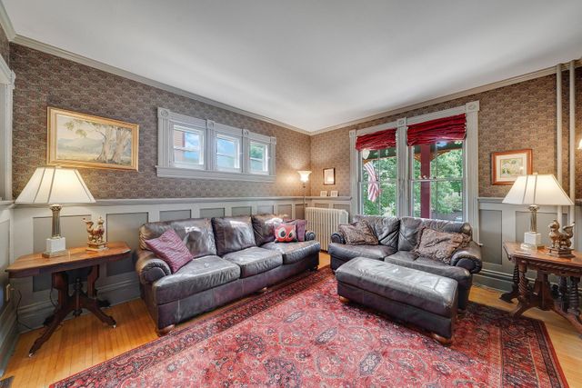 280 Duke Street, Saint Paul, MN 55102