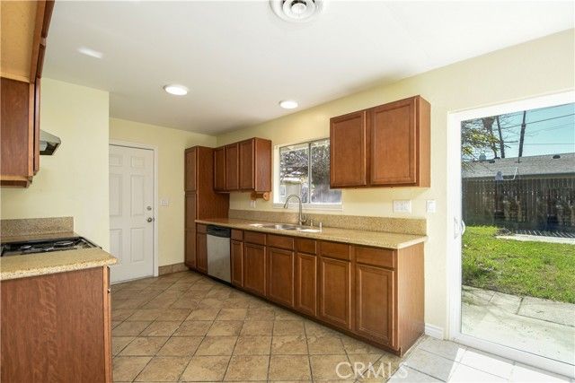 41431 Vicky, Hemet, CA 92544