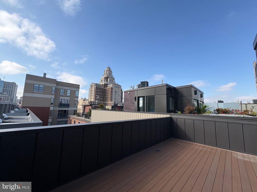 142R S FRONT ST, PHILADELPHIA, PA 19106 — photo 4