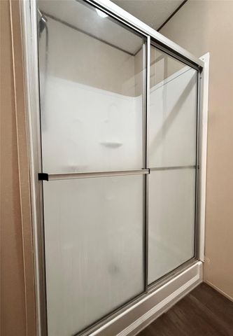 975 Roberts, Vidor, TX 77662