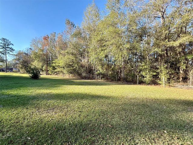 975 Roberts, Vidor, TX 77662