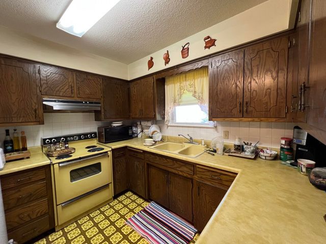 2479 M Highway, Cabool, MO 65689