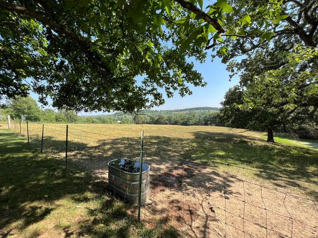 2479 M Highway, Cabool, MO 65689