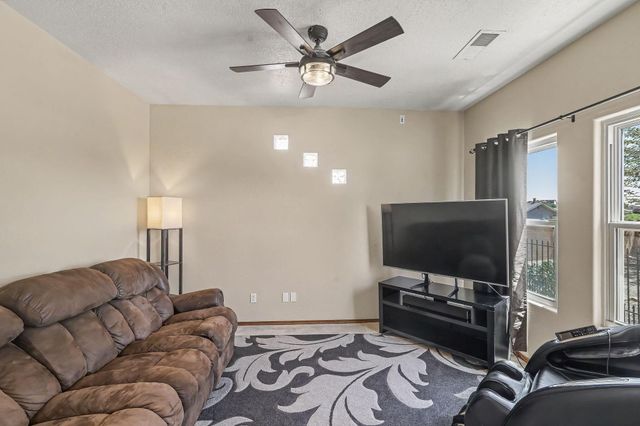 1200 26th Street SE, Rio Rancho, NM 87124